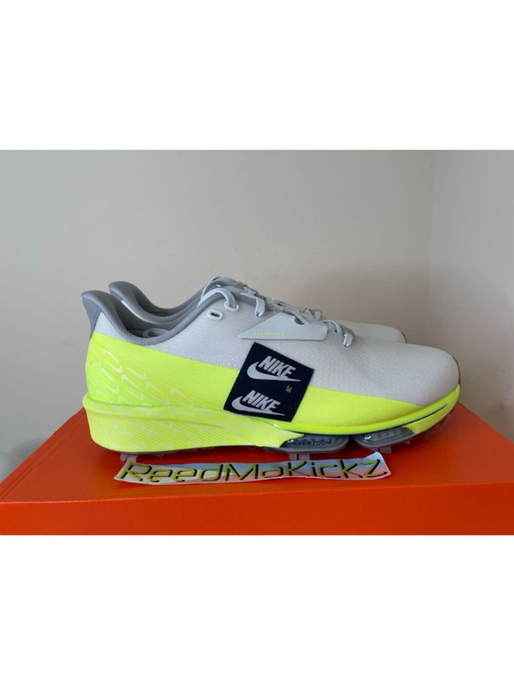 Nike NEXT% Tour 3 Golf Masters 2026 Phantom Volt Mens IH0840 001 - Picture 2 of 7